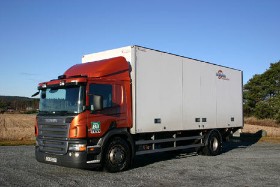 Scania P270 4x2