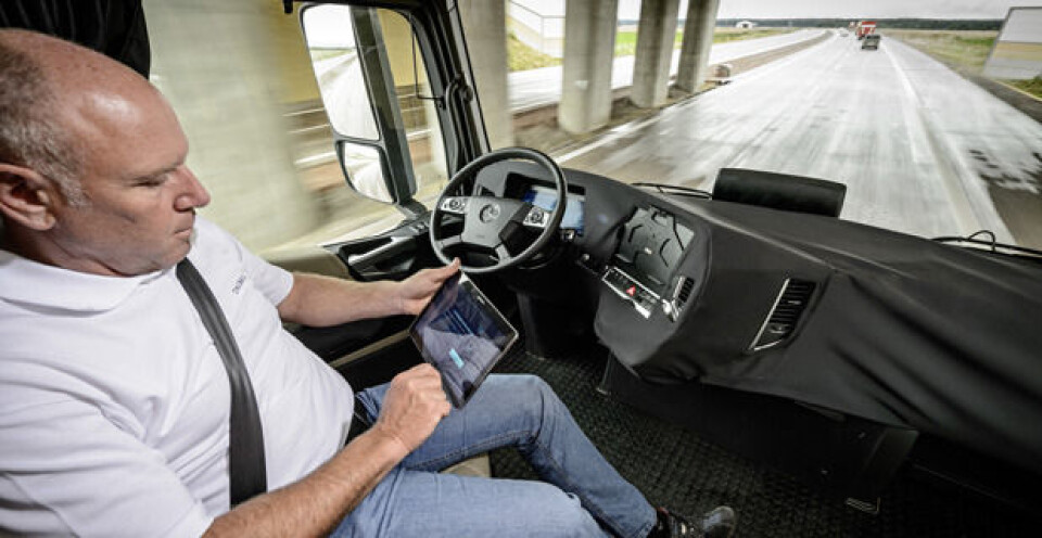 Daimler sender selvkjørende lastebil ut på offentlig vei