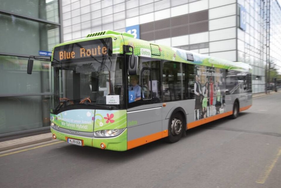 Solaris frakter messefolket rundt på området med sine hybridbusser.Foto: Brede Høgseth Wardrum