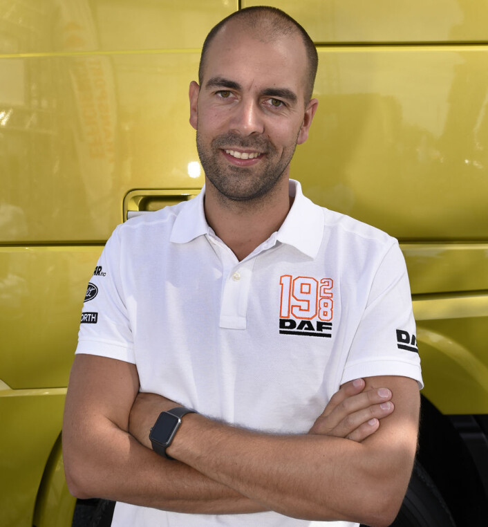 Winberg<br>Svenske Johannes Winberg, som i dag er salgssjef for Cosmo Truck Center i Sverige blir salgsdirektør for Norge, Sverige og Finland.<br> Winberg<br>Svenske Johannes Winberg, som i dag er salgssjef for Cosmo Truck Center i Sverige blir salgsdirektør for Norge, Sverige og Finland.<br>