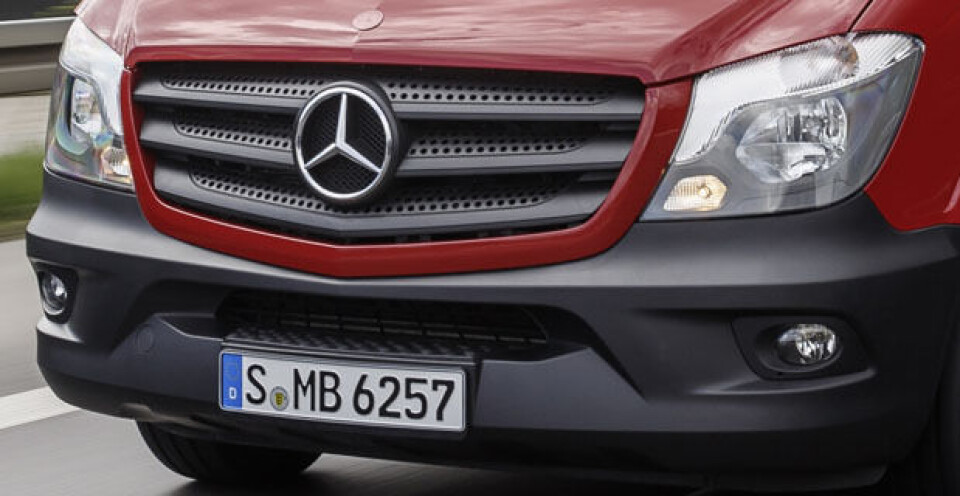 Mercedes skal bygge elektrisk Sprinter i Tyskland