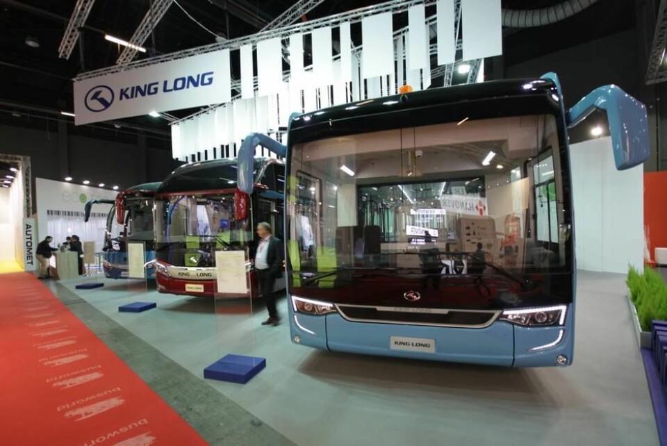 King Long var blant de første kinserne som dukket opp på Busworld for noen år siden. Nå hadde de en stor stand, med alt fra dieseldrevne turbusser til elektriske bybusser.Foto: Brede Høgseth Wardrum