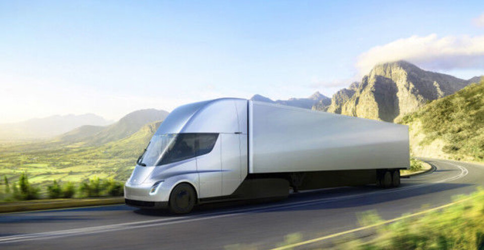 Tesla lover 800 kilometer rekkevidde