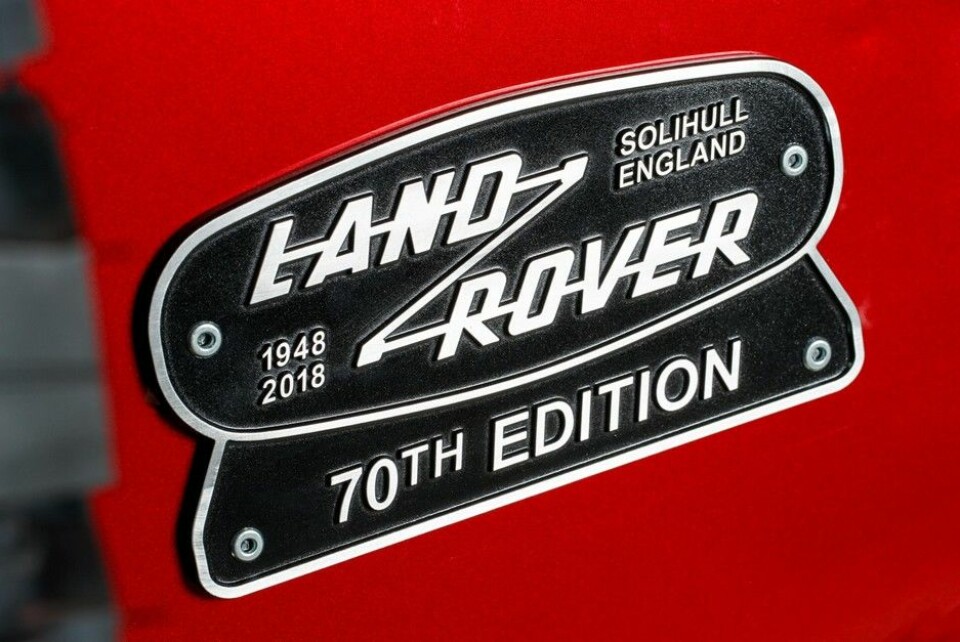 Land Rover Defender Works V8 70th Edition