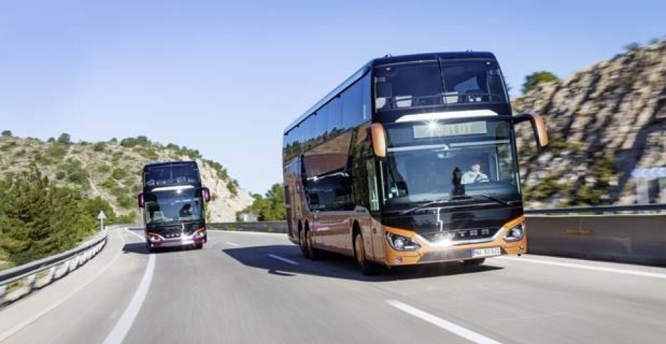 Ny Setra dobbeltdekker på veien