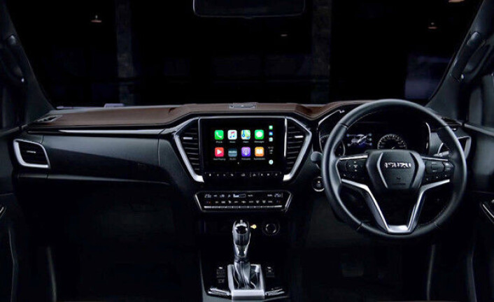MODERNISERT: Det nye interiøret har et mer moderne tilsnitt enn dagens D-Max. <br>MODERNISERT: Det nye interiøret har et mer moderne tilsnitt enn dagens D-Max. <br> MODERNISERT: Det nye interiøret har et mer moderne tilsnitt enn dagens D-Max. <br>MODERNISERT: Det nye interiøret har et mer moderne tilsnitt enn dagens D-Max. <br>