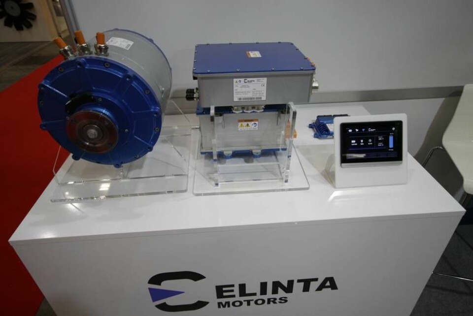 Her er det elektriske kitet (minus batteriet) som Elinta Motors bygger inn i Ivecoen.