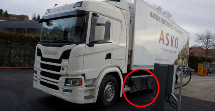 OVERRASKELSE: Asko og Scania dukket opp med en batterielektrisk lastebil på onsdagsmorran. OVERRASKELSE: Asko og Scania dukket opp med en batterielektrisk lastebil på onsdagsmorran.
