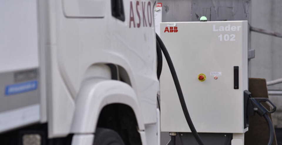 Asko har bestilt 55 elektriske Scania - slik skal de lades