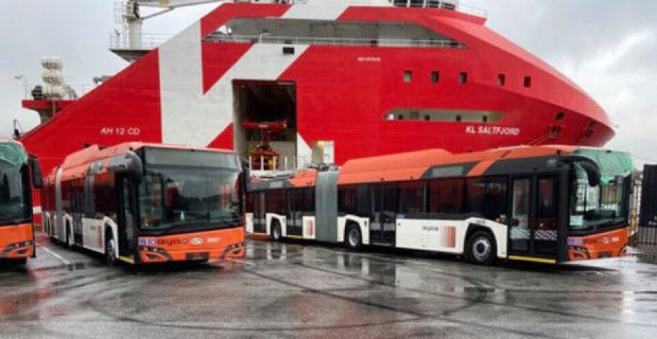 Her ankommer de fire første trolleybussene Festningskaien i slutten av september. Foto: Keolis Her ankommer de fire første trolleybussene Festningskaien i slutten av september. Foto: Keolis