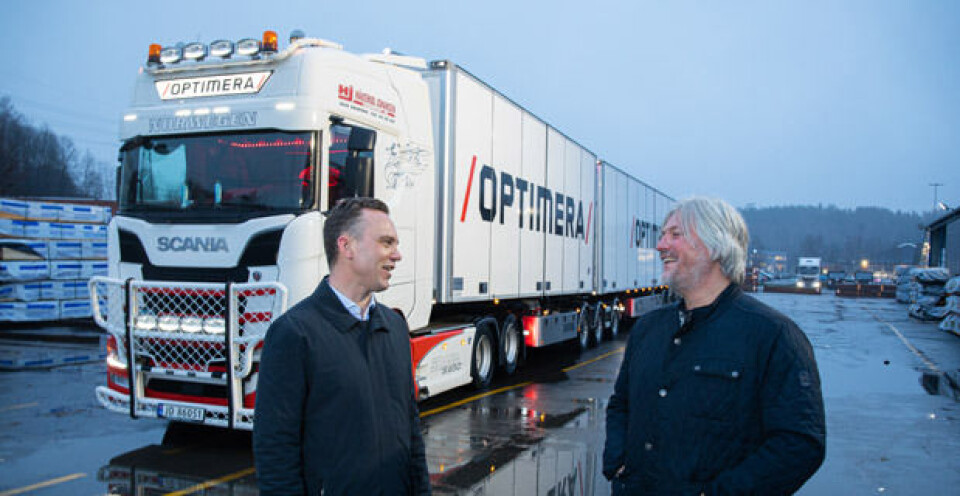 Gard Erik Dahl (t.v.), logistikkdirektør, og John-Kristian Skogholt, logistikksjef, i Optimera tar grep rundt konsernets transportvirksomhet.