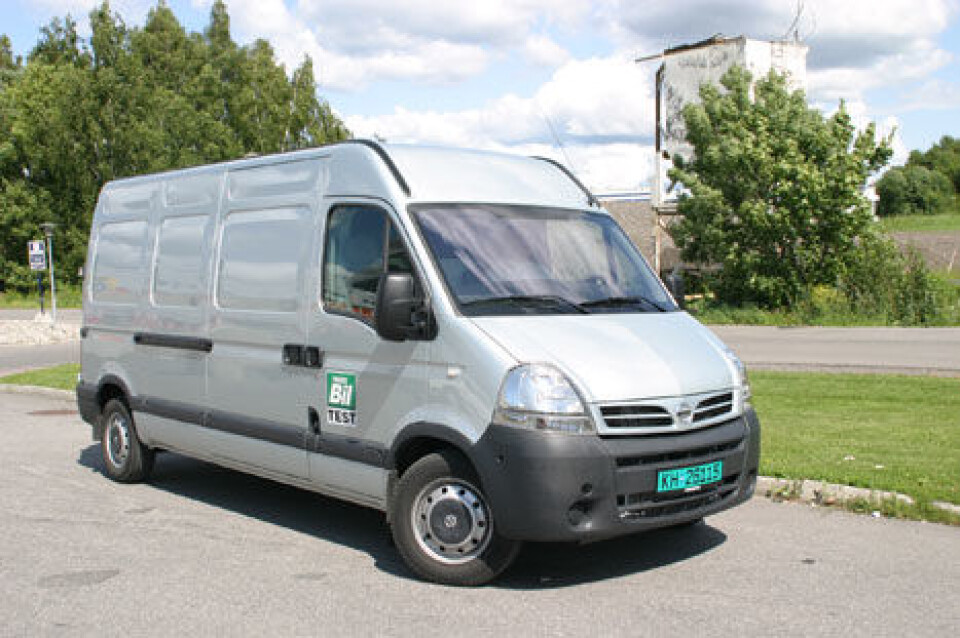 Nissan Interstar har kommet i ny utgave med blant annet ny front, nytt interiør og en ny knallsterk 3-liters dieselmotor.Nissan Interstar har kommet i ny utgave med blant annet ny front, nytt interiør og en ny knallsterk 3-liters dieselmotor. Nissan Interstar har kommet i ny utgave med blant annet ny front, nytt interiør og en ny knallsterk 3-liters dieselmotor.Nissan Interstar har kommet i ny utgave med blant annet ny front, nytt interiør og en ny knallsterk 3-liters dieselmotor.