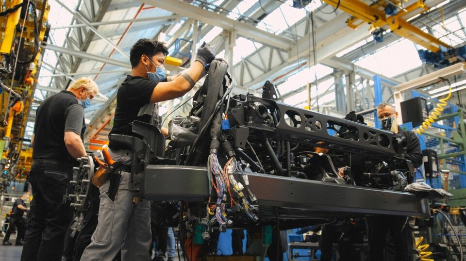 Der Mercedes-Benz eActros läuft ab 2021 im Werk Wörth vom Band. Assembly of the Mercedes-Benz eActros will start in Woerth plant in 2021.
