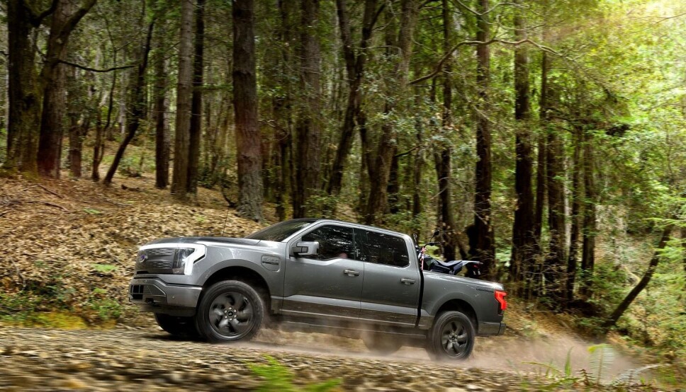 Elektriske F-150 Lightning nærmer seg lansering. Elektriske F-150 Lightning nærmer seg lansering.
