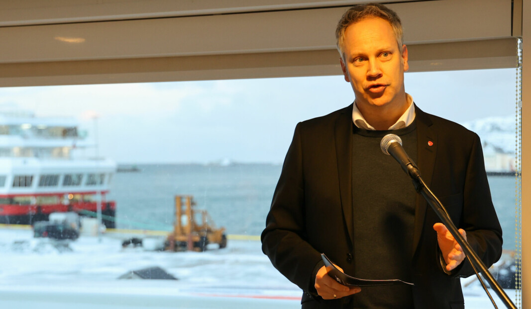 Samferdselsminister Jon-Ivar Nygård (Ap) måtte svare på flere spørsmål rundt elektrifisering av tunge kjøretøy i Norge.