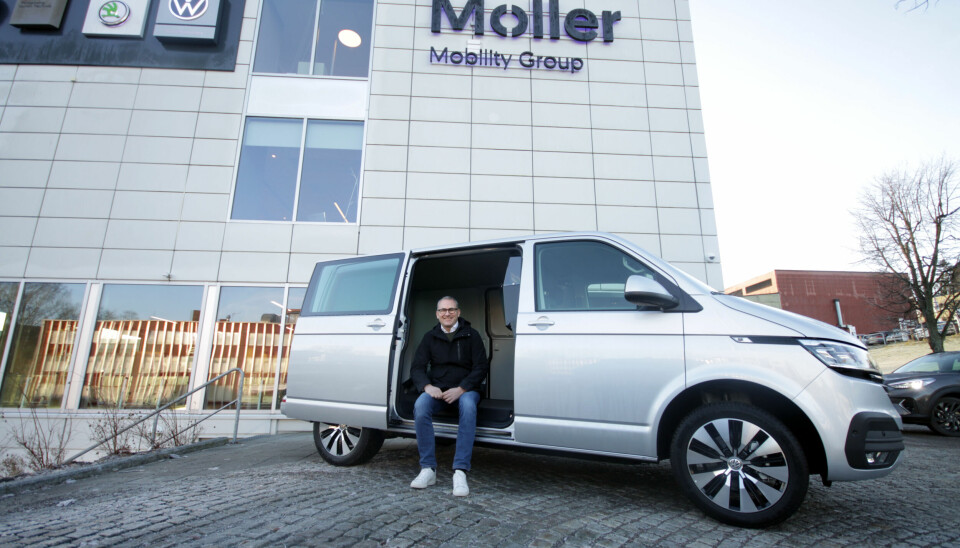 'GAMMEL' TRAVER: Volkswagen Transporter vil fremdeles utgjøre betydelig volum for Volkswagen Nyttekjøretøy. Etter hvert blir også denne modellen elektrisk, bekrefter Håkon Wirak.