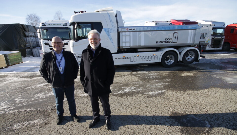 John Lauvstad (t.v.), direktør for markedsføring, kommunikasjon og bærekraft, og Frode Neteland, administrerende direktør i Norsk Scania. John Lauvstad (t.v.), direktør for markedsføring, kommunikasjon og bærekraft, og Frode Neteland, administrerende direktør i Norsk Scania.