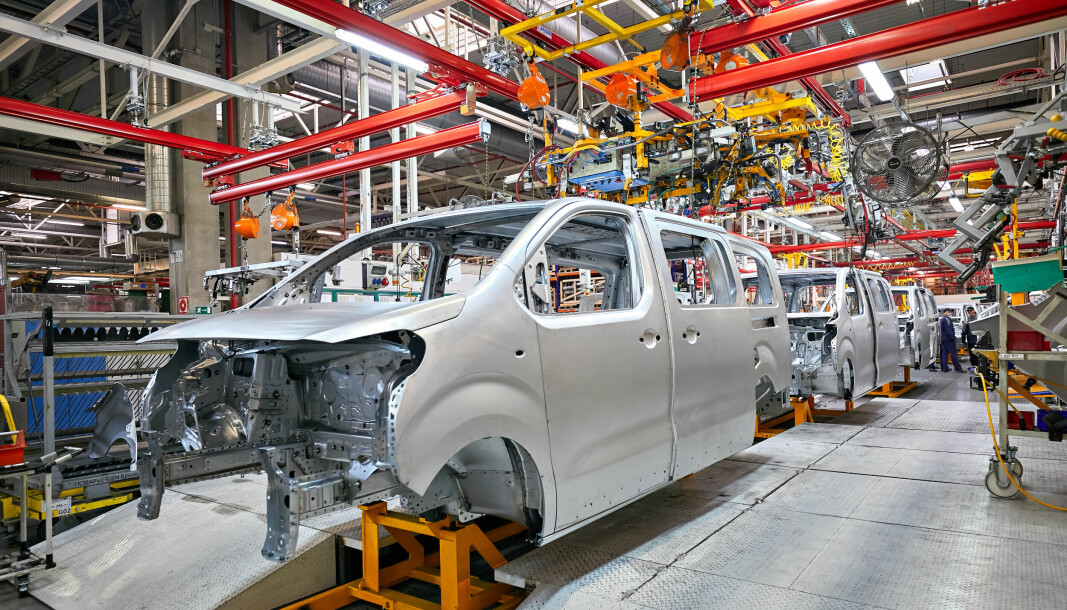Stellantis, som står bak blant annet Citroën, Fiat, Opel og Peugeot, skal produsere flere varebiler her ved fabrikken i Kaluga i Russland.