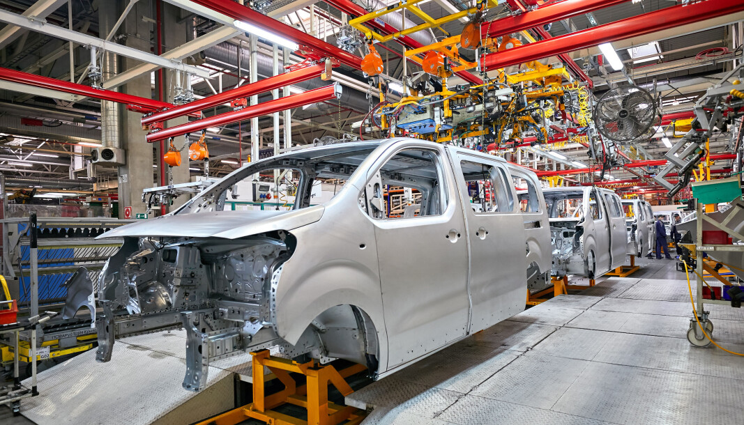 Stellantis, som står bak blant annet Citroën, Fiat, Opel og Peugeot, skal produsere flere varebiler her ved fabrikken i Kaluga i Russland. Stellantis, som står bak blant annet Citroën, Fiat, Opel og Peugeot, skal produsere flere varebiler her ved fabrikken i Kaluga i Russland.