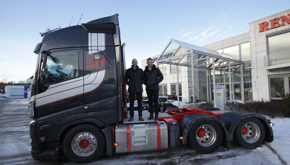 Da Volvo Norge gjenskapte den klassiske Royal-versjonen skapte det furore i markedet, forteller Karstein Ahlin og Bjørn-Inge Haugan. Da Volvo Norge gjenskapte den klassiske Royal-versjonen skapte det furore i markedet, forteller Karstein Ahlin og Bjørn-Inge Haugan.