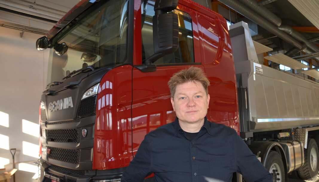 Espen Andersson, avdelingsdirektør for kjøretøy i Statens vegvesen, sier det vil komme flere endringer i prosessen for registrering av tunge kjøretøy i månedene fremover – som følge av en ekstern kvalitetsrevisjon.