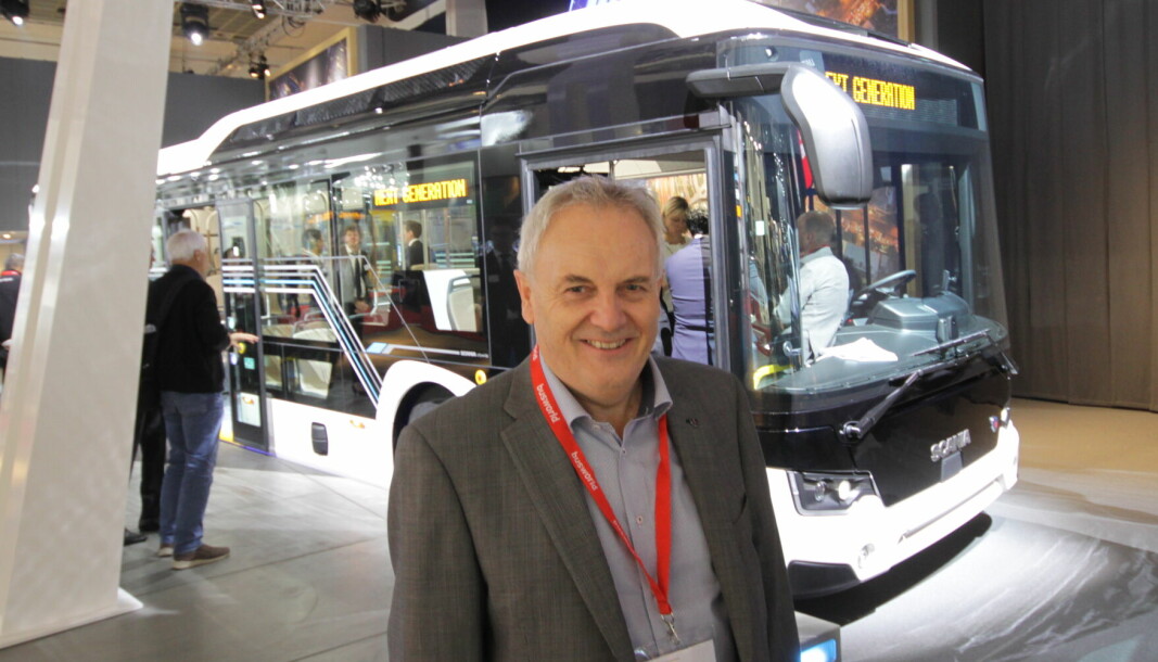 Olav Dårflot, bussdirektør i Norsk Scania, kan snart presentere en helt ny generasjon bussmodeller.