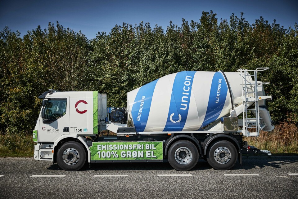 SAMARBEID: Unicon, den største produsenten og leverandøren av ferdigbetong i Danmark, har inngått et langsiktig samarbeid med Volvo Trucks med mål om å utvikle og implementere komplette, elektriske lastebil- og påbyggsløsninger for betongindustrien. Foto: Unicon