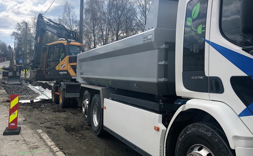 FØRSTE: Den første elektriske lastebilen til NCC Norge ble registrert 8. desember 2020 og har nå kjørt cirka 30.000 kilometer, så det er ikke rekkevidden som er utfordringen i byen – men blant annet ladeinfrastrukturen.