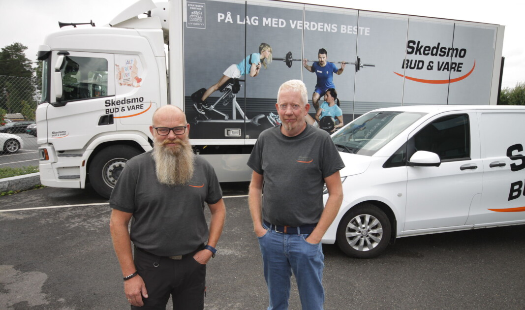 FØLGER SITUASJONEN TETT: Hans Petter Trondsen (t.v.) og Svein Arne Trøen, eiere og henholdsvis daglig leder og markedssjef i Skedsmo Bud & Vare AS. FØLGER SITUASJONEN TETT: Hans Petter Trondsen (t.v.) og Svein Arne Trøen, eiere og henholdsvis daglig leder og markedssjef i Skedsmo Bud & Vare AS.