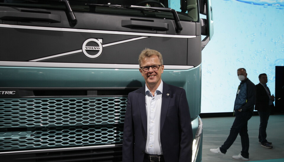 – Elektriske lastebiler innen langtransport vil gi et viktig bidrag til reduksjon av CO₂ i vår bransje, siden det er her du kan spare mest per lastebil. Dette er positive nyheter for transportselskaper og samfunnet, sier Roger Alm.