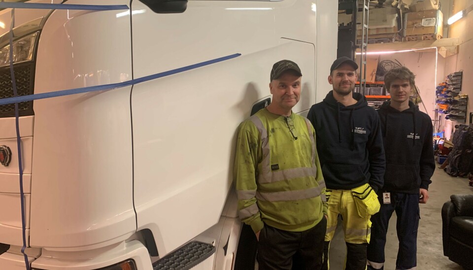 SNUTE FOR STORE BILER: Ole Gunnar Tuft og sønnene tryller frem tøffe torpedobiler. SNUTE FOR STORE BILER: Ole Gunnar Tuft og sønnene tryller frem tøffe torpedobiler.