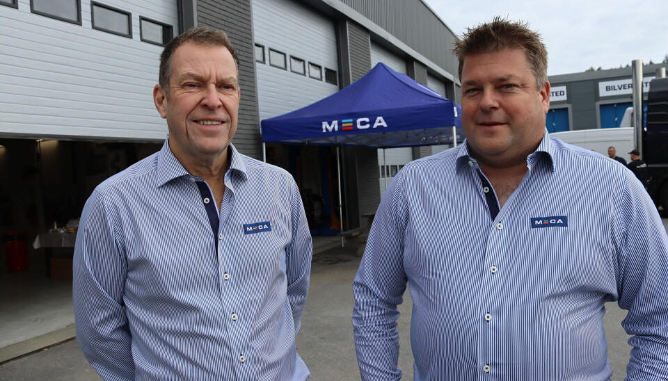 SER TREND: Michael Borg (t.v.) og Petter Myhre fra Meca Tungbil opplever pågang av aktører som vil starte nye tugbilverksteder.