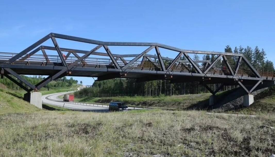 FORTSATT STENGT: Sundbyveien bru i Eidsvoll er en av bruene som må forsterkes før gjenåpning. FORTSATT STENGT: Sundbyveien bru i Eidsvoll er en av bruene som må forsterkes før gjenåpning.