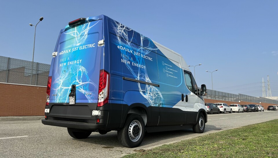 KORT OG LANG: Iveco eDaily kan leveres i de samme karosserivariantene som andre Daily med forbrenningsmotor. Foto: Brede Høgseth Wardrum KORT OG LANG: Iveco eDaily kan leveres i de samme karosserivariantene som andre Daily med forbrenningsmotor. Foto: Brede Høgseth Wardrum