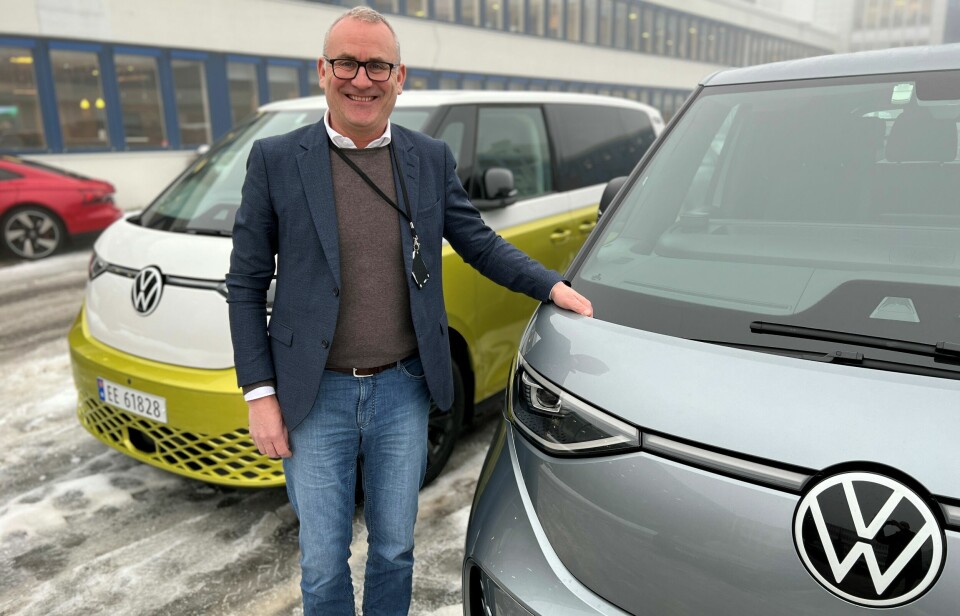 FULL FART: Håkon Wirak, avtroppende direktør for Volkswagen Nyttekjøretøy, kjemper mot klokka for at Volkswagen skal bli Norges største varebilmerke for 18. året på rad. I fjor greide han det i løpet av de tre siste dagene.