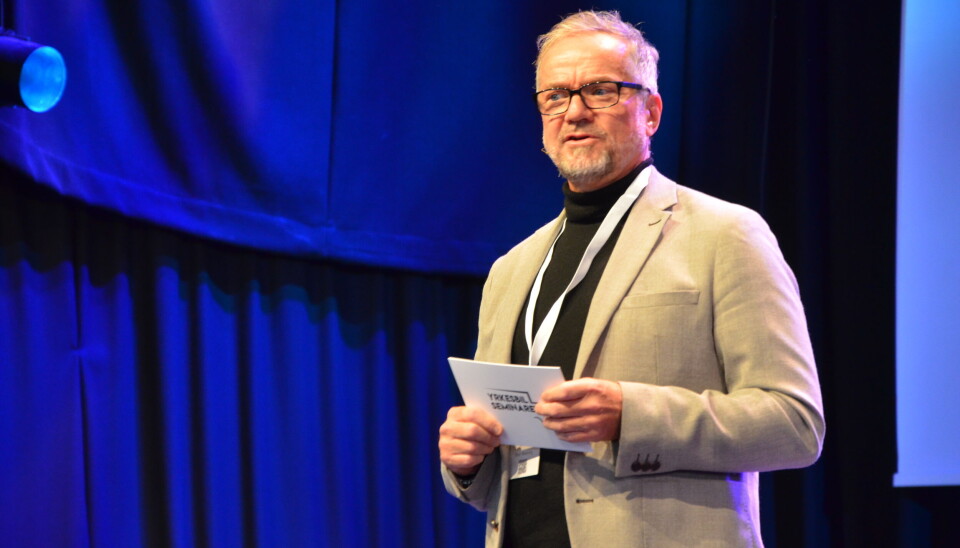 Initiativtaker og primus motor Trond Gladsø kunne ønske velkommen til Yrkesbilseminaret. Initiativtaker og primus motor Trond Gladsø kunne ønske velkommen til Yrkesbilseminaret.