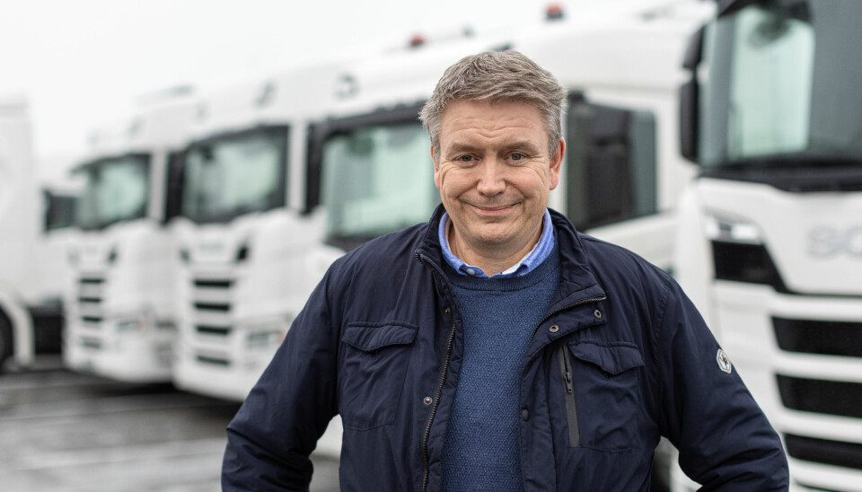 TESTER UT: Bent-Inge Håkenstad, direktør for bruktbil og utleie i Norsk Scania.
