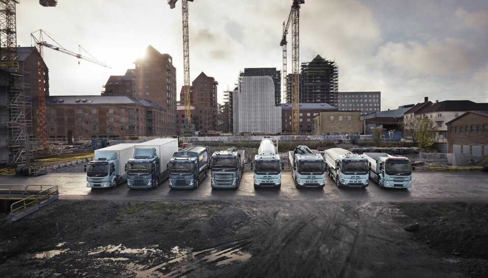 STORE TALL: Et firesifret antall lastebiler i én og samme ordre er betydelig, og for batterielektriske lastebiler er det rekord for Volvo.
