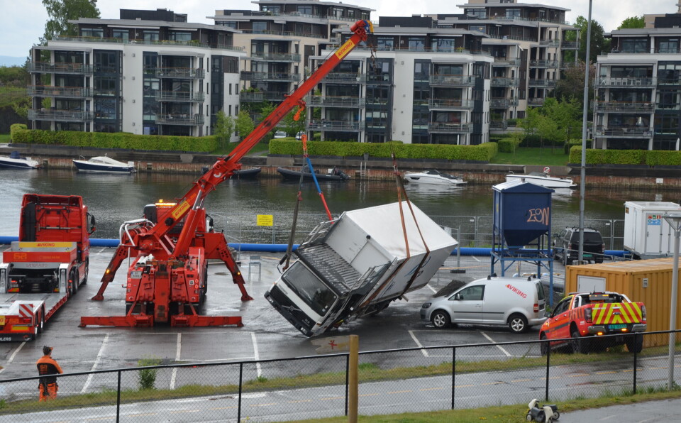 Viking Gruppen arrangerte nylig for første gang en fagdag for kunder og andre forbindelser. Det ble en dag som ga mersmak for både gjester og arrangerer. Spesielt imponerte Sæter Auto med sin demo av tungbilberging.