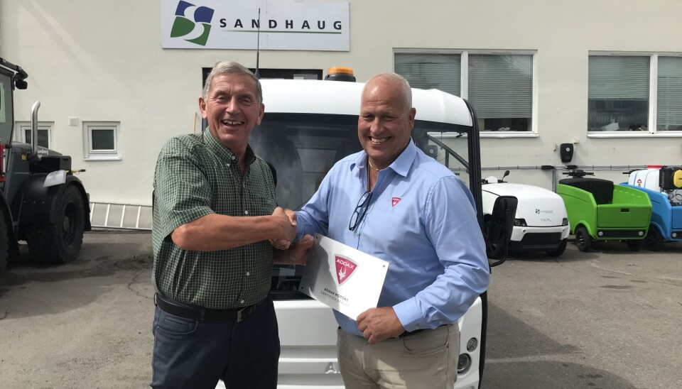 Rune Sandhaug, administrerende direktør i Sandhaug AS og Hans Gunnestad, ansvarlig for Skandinavia og Baltikum hos Addax Motors. Rune Sandhaug, administrerende direktør i Sandhaug AS og Hans Gunnestad, ansvarlig for Skandinavia og Baltikum hos Addax Motors.