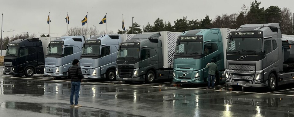 BEGRENSNINGER: En norsk kjøretøyforskrift hindrer Volvo i å benytte de nye FH Aero-modellene i 24 og 25,25-meters vogntogkombinasjoner.