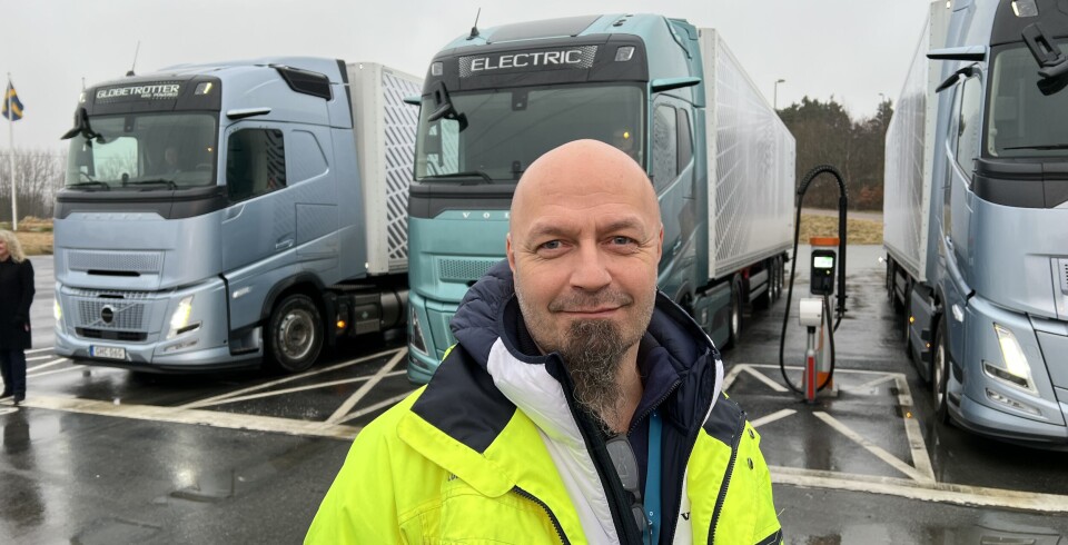 - Bilen har kameraspeil og alle nyeste oppdaterte sikkerhetssystemer som ga FH-AERO fem stjerner i EuroNCAP, forteller Lasse Børge Sætre, her fotografert ved en tidligere anledning.