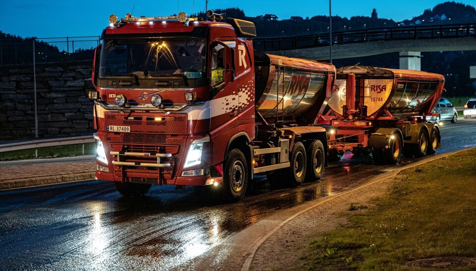 FORSLAG: Statens vegvesen sender nå på høring forslag om å øke tillatt totalvekt for bestemte vogntog på enkelte veier.