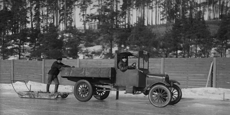 STARTEN: De første vinterdekkene fra Nokian het Kelirengas og ble lansert i 1934 for lastebiler.
