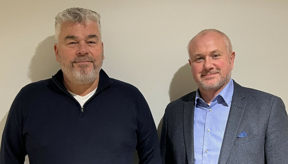 PÅ PLASS: Som en del av Hedin-satsingen på Iveco er Ole Sletten (t.v.) ansatt som ny Site Manager for Iveco-forhandleren i Bærum, som dekker hele Oslo-regionen. Her sammen med Country Manager for Iveco, Anders Velta.