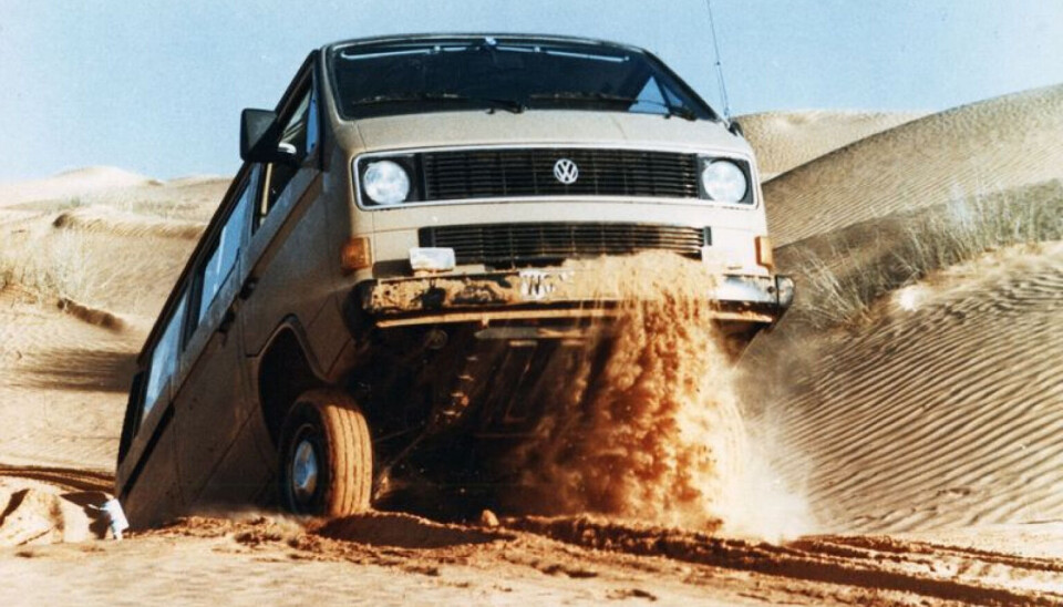 VW T3 syncro buss, her i Sahara-ørkenen.