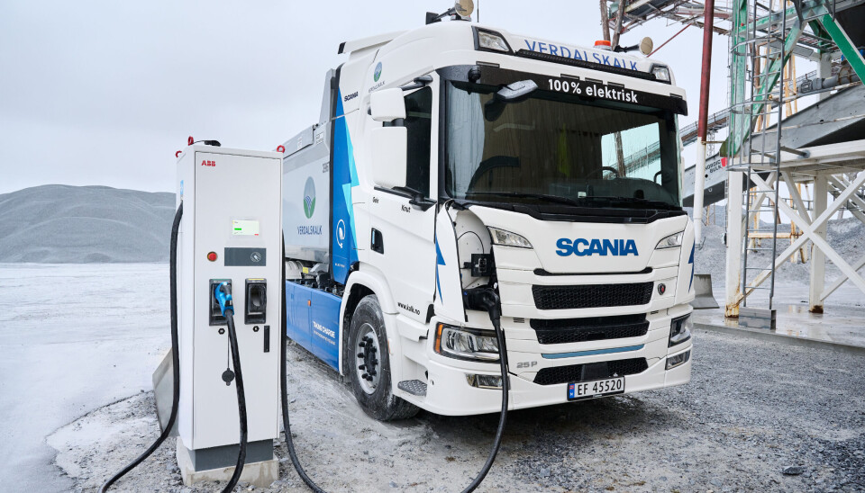 Scania har vært blant Northvolts største potensielle kunder. Nå har Scania kjøpt en Northvolt-produsent i Polen.