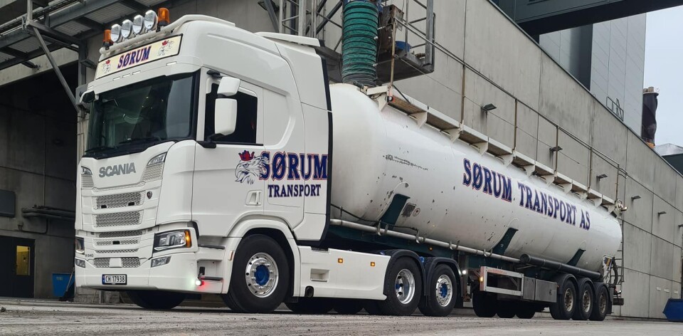 Litra og SR Group redder Sørum Transport.