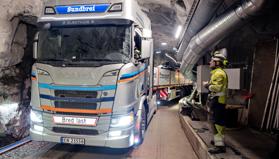 Sundbrei Transport kjører et løpehjul som skal brukes i en kraftstasjon på Leira med elektrisk lastebil. Dette er den første transporten til kraftindustrien i Norge som skjer med elektrisk lastebil.