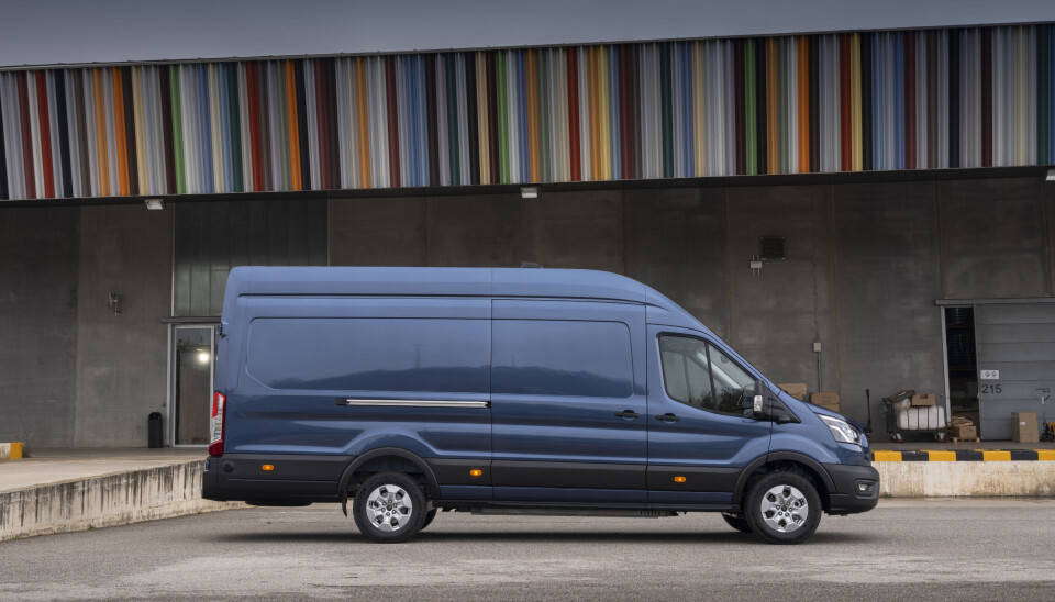 SNART KUNDELEVERINGER: E-Transit Extended Range kommer i 19 utgaver; her ser vi en lang versjon.